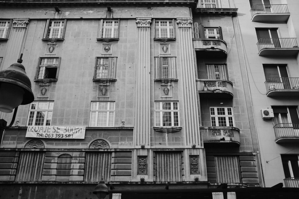 Black and white photograph of a building in Belgrade, photo 3