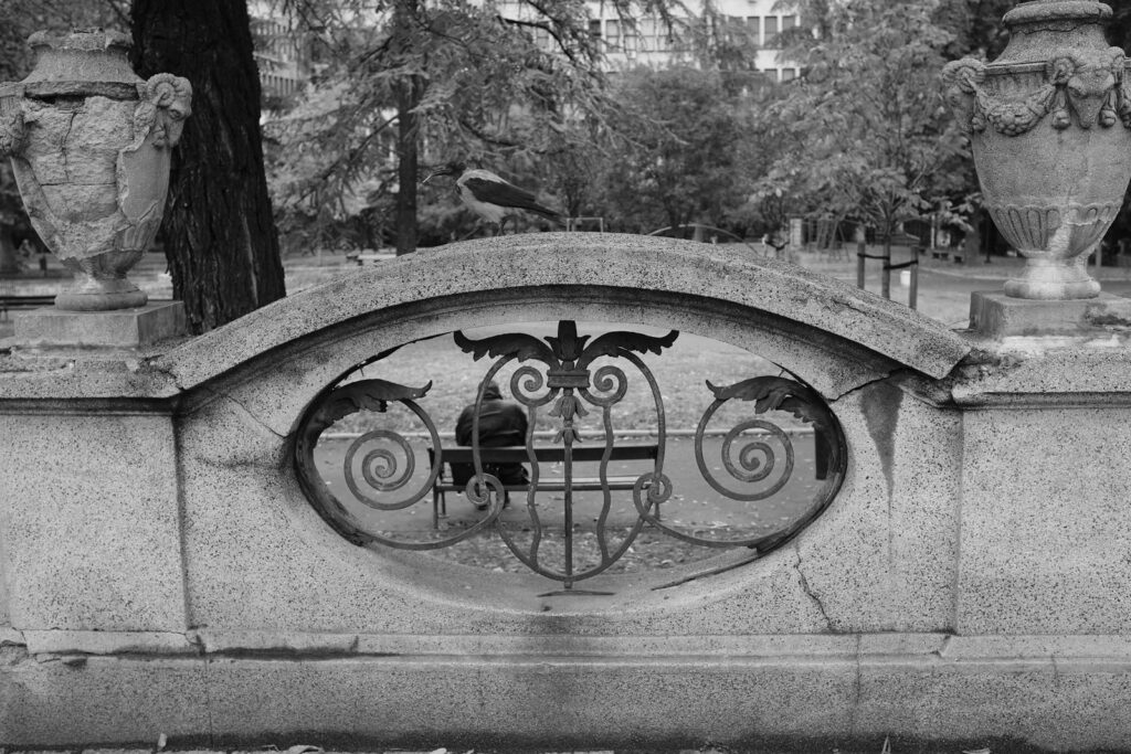 Black and white photograph of a building in Belgrade, photo 9