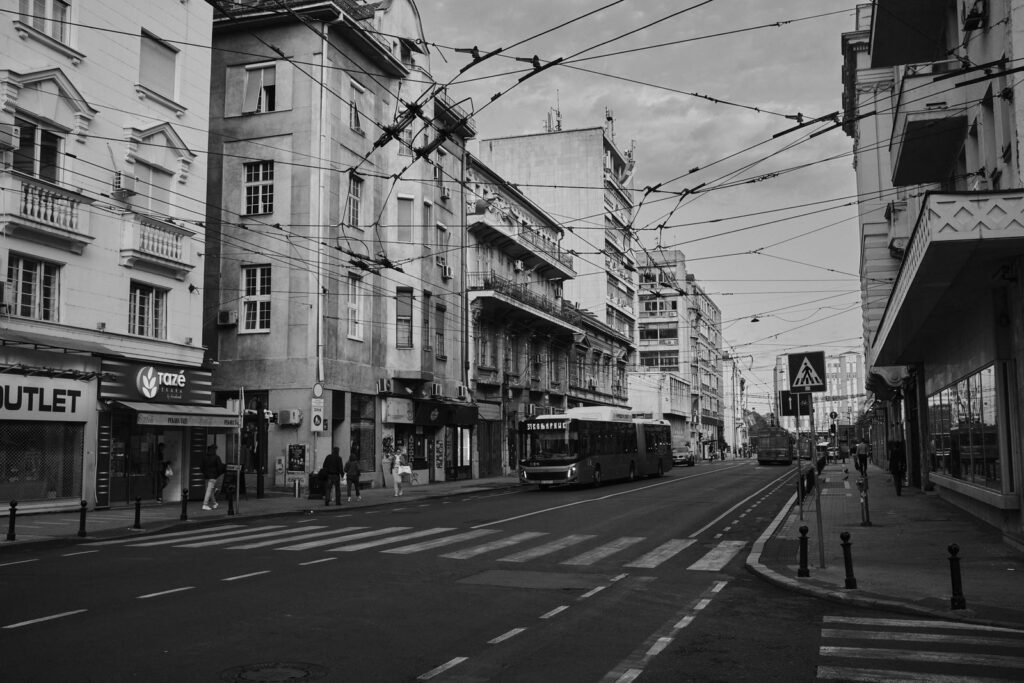 Black and white street scene in Belgrade, photo 11